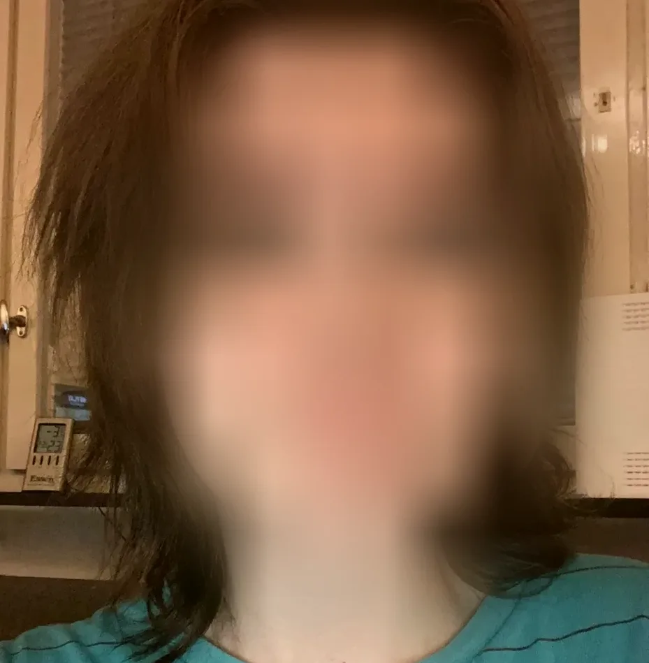 Farah, 29