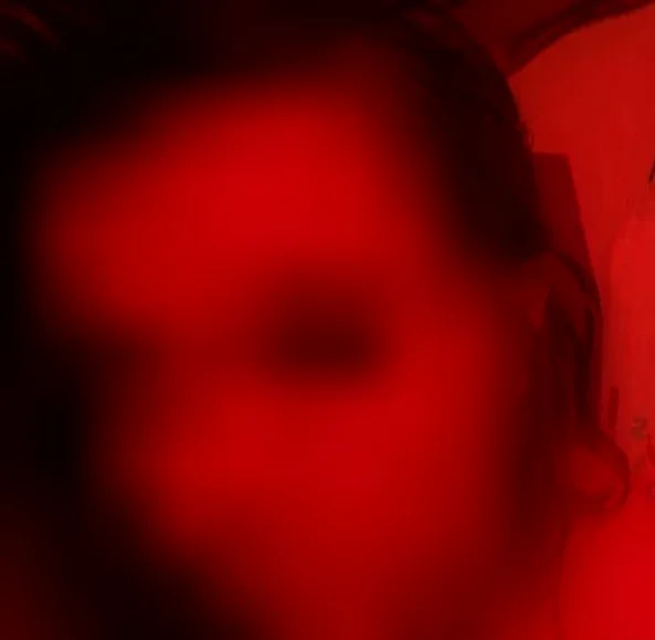 Lauren, 30