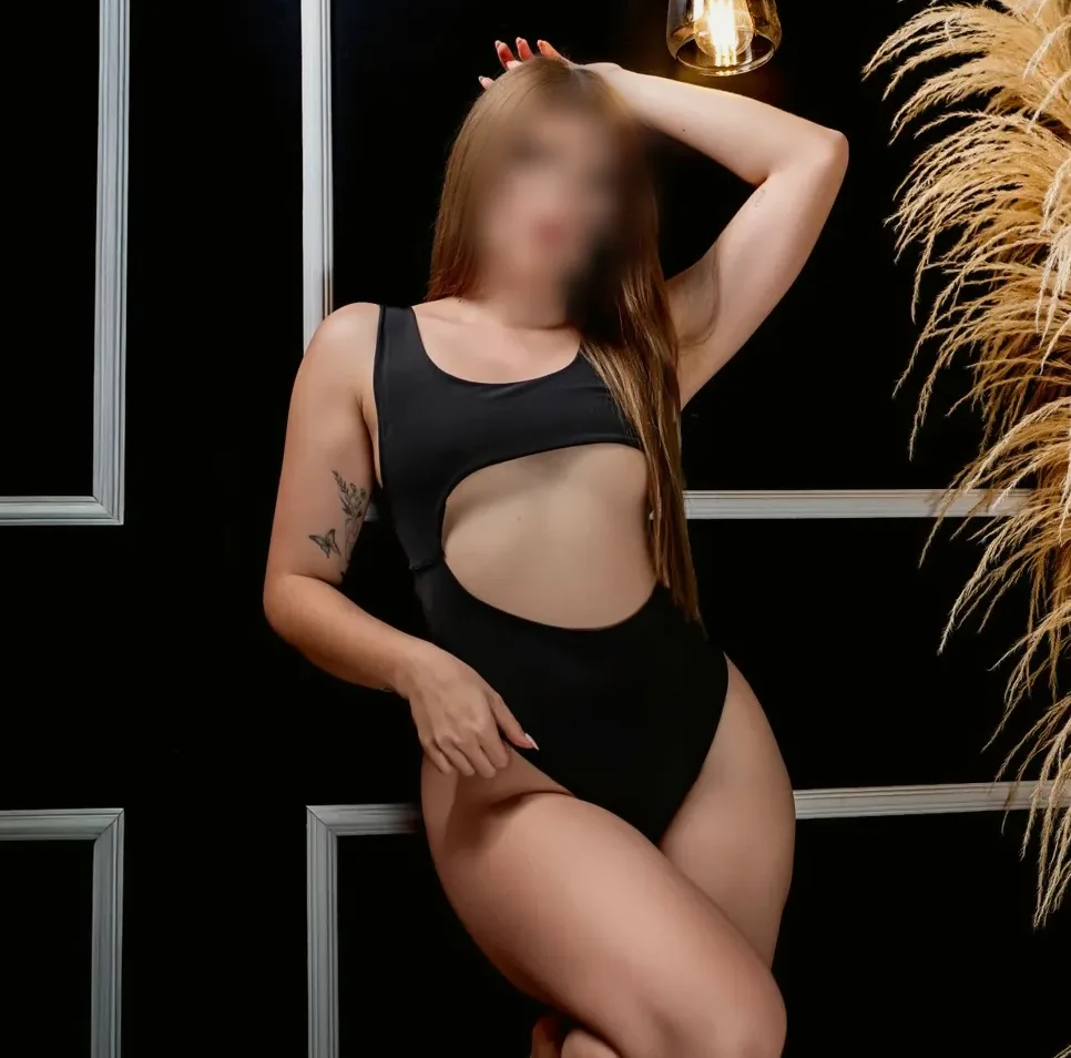 Priya, 26